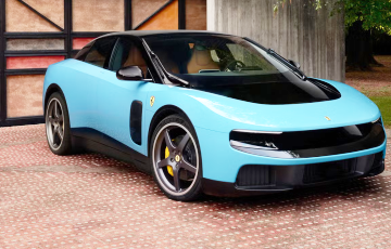 Ferrari запустили первый электромобиль