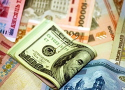 Беларусь — в лидерах по темпам роста курса доллара