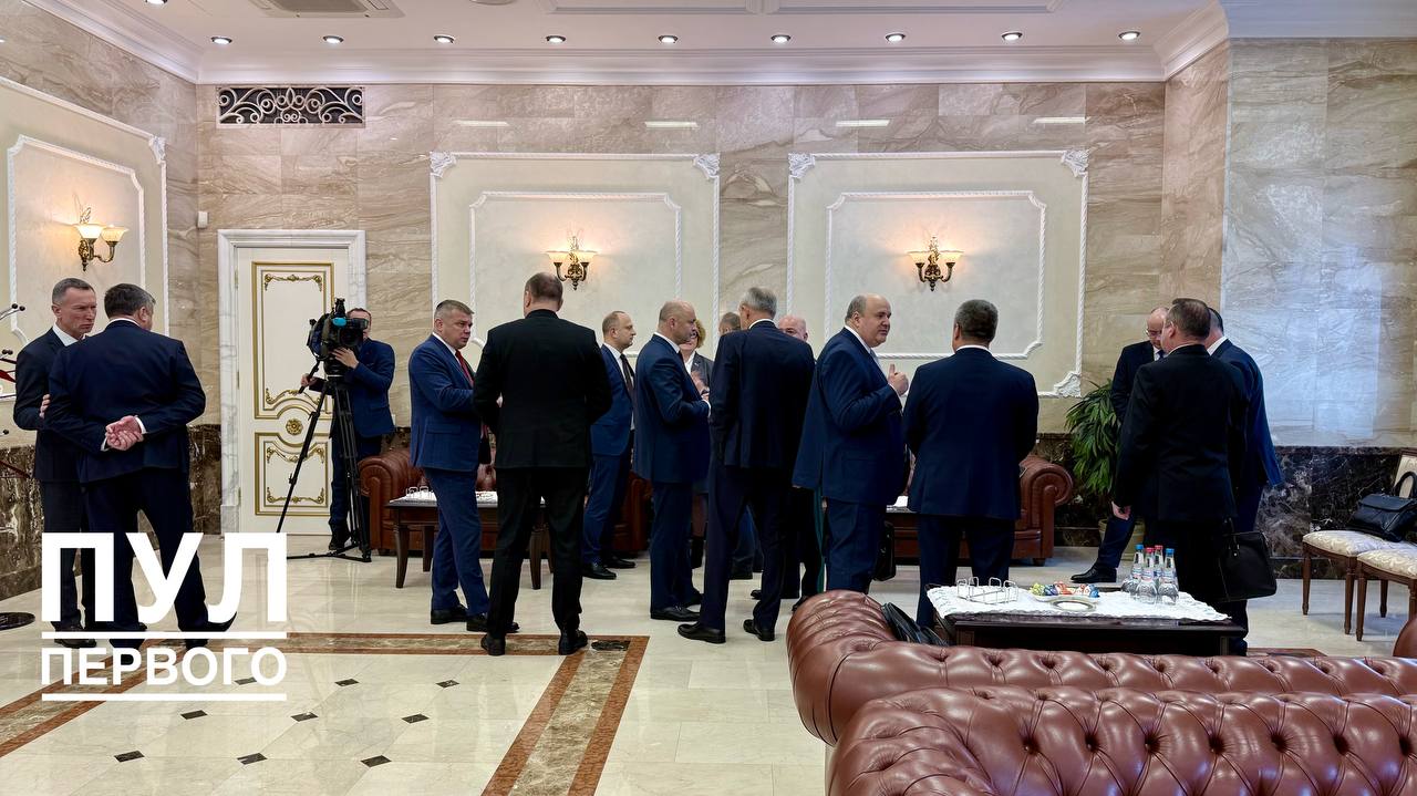 Лукашенко потребовал, чтобы власти разработали «внятный, конкретный» антикризисный план