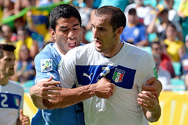 Уругвай подал в ФИФА апелляцию на дисквалификацию Суареса