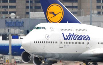 Бортпроводники Lufthansa начинают недельную забастовку
