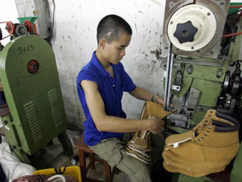 При пожаре на обувной фабрике во Вьетнаме погибли 17 человек