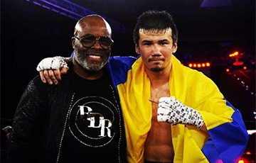 Боксер из Казахстана вышел на бой с флагом Украины