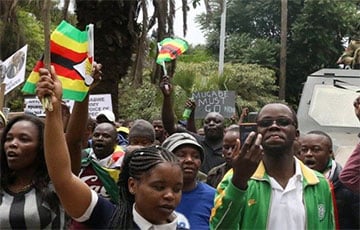 Zimbabwe Mail: Зимбабвийцы обвиняют режим Лукашенко в низких пенсиях