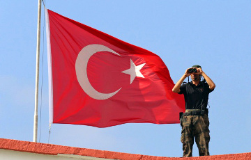 Турция отправила генерала и 35 офицеров контролировать мир в Карабахе