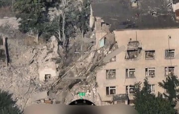 ВСУ разбомбили базу московитских БПЛА в Олешках