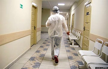«Белые халаты»: В Беларусь пришла новая волна коронавируса