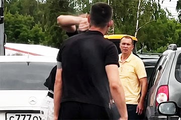 Московиты начали драться в очереди за бензином
