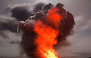 Завод нефтепродуктов в Ростовской области охватил масштабный пожар