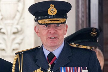 Маршал авиации Великобритании: Наши сыновья и дочери должны быть готовы к нападению Московии
