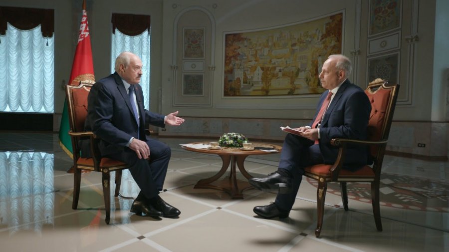 Лукашенко рассказал, когда начнет переговоры с Тихановской