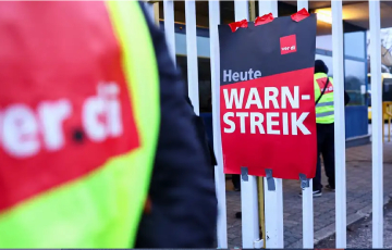 В Германии бастуют работники общественного транспорта