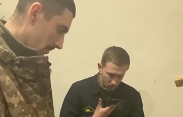 «Бросили нас»: попавший в плен российский военный звонит отцу
