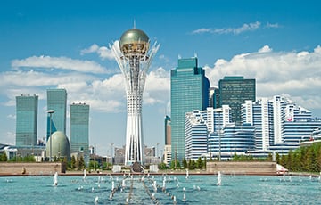 Казахстан официально переименовал столицу