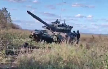 Украинские военные под Лисичанском захватили московитский танк