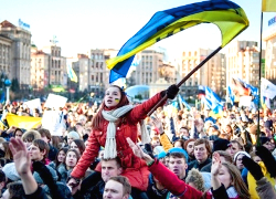 Форум Евромайданов потребовал досрочных выборов