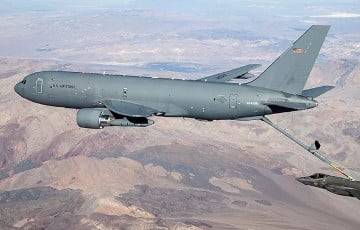 США перебрасывают самолеты-заправщики на Ближний Восток, как перед ударом по Ирану