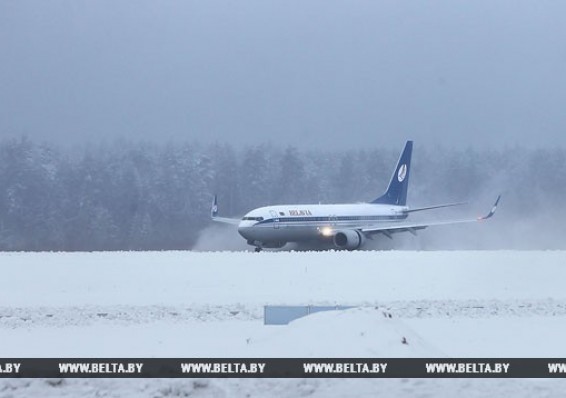 Непогода внесла коррективы: авиарейсы в Минск снова задерживаются