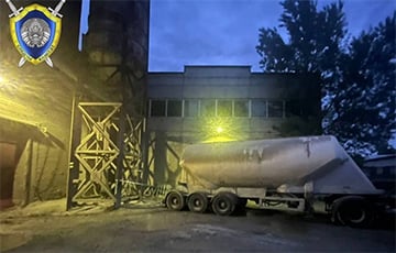 В Гомеле разорвало цементовоз