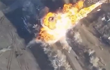 Башня танка врага взлетела в столбе пламени: видеофакт
