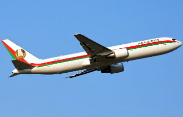 Самолет Лукашенко неожиданно вылетел в сторону Московии