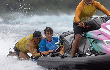 Австралийский серфер чуть не утонул на Олимпиаде
