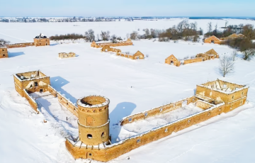 Беларусам предложили купить ферму-«замок» XIX века