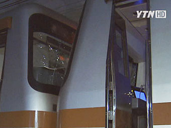 В тоннеле южнокорейского метро столкнулись поезда