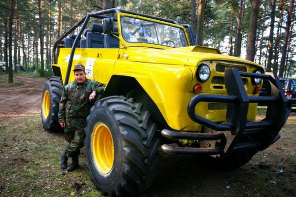 В Гродненской области собрали очередной джип-монстр по прозвищу «Малыш»