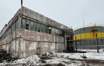 В Осиповичах при демонтаже кровли обрушилась плита