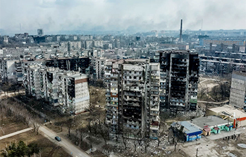 Московитские оккупанты в шоке от массированных взрывов в Мариуполе