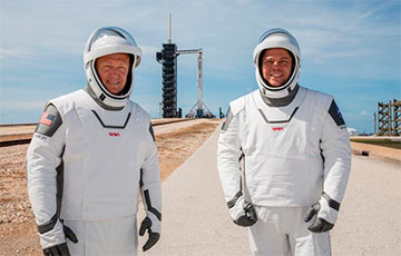 Кто полетит на орбиту на корабле SpaceX Илона Маска и как будет проходить старт