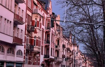 «Купить квартиру реально»: беларусы переехали в немецкий город миллионеров