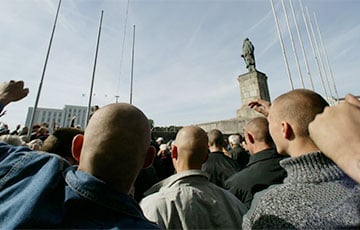 The Guardian: Московитские неонацисты планируют нападение на страны Балтии