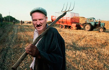 Лукашенко хочет закопать в село еще сотни миллионов долларов