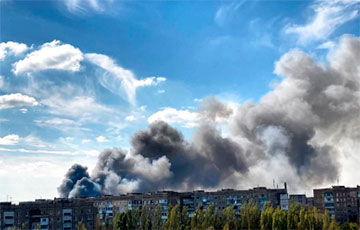В оккупированном Донецке сильный пожар после взрывов