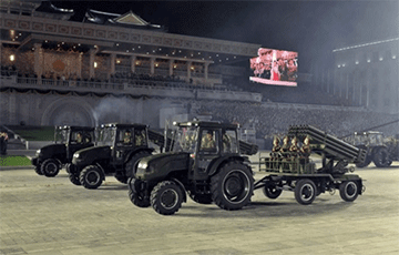 Ким Чен Ыну показали тракторы с ракетами