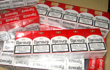 В белорусской фуре среди досок нашли сигареты почти на миллион евро