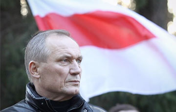 Владимир Некляев не может выехать в Польшу и Украину