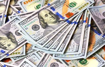 Доллар в Беларуси опустился на двухнедельный минимум