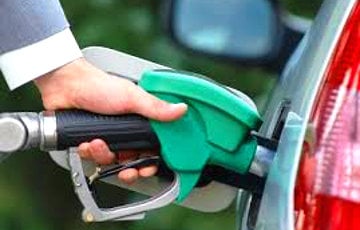 В Польше дешевеют топливо и транспорт