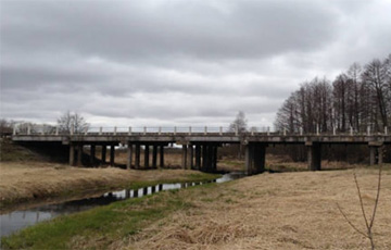 На автодороге Смолевичи — Жодино закрывают мост
