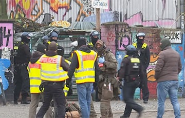 В Берлине со стрельбой задержали террористов «Фракции Красной армии»