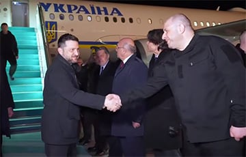 Зеленский прибыл с визитом в Турцию