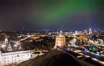 Минувшей ночью в небе над Литвой можно было наблюдать полярное сияние