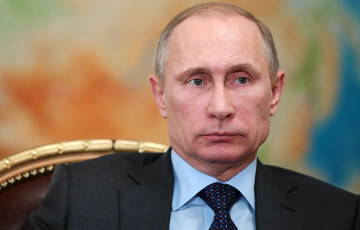 «Будь Путин в своем дворце, ему пришлось бы воспользоваться правилом двух стен»