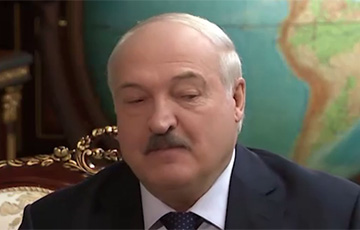 По Лукашенко готовят удар: окружение водит его за нос
