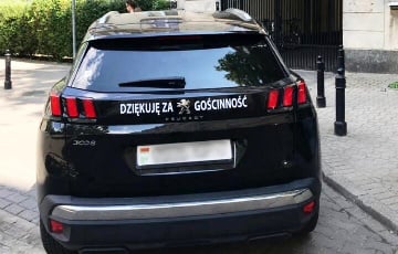Авто на беларусских номерах поразило поляков