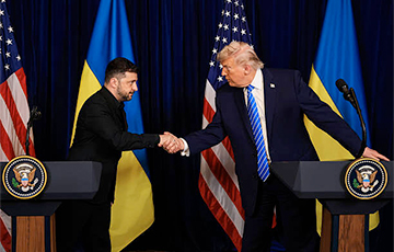 Зеленский попросил Трампа о гарантиях для Украины на 30-50 лет