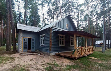 Лесная база отдыха выставлена на продажу по цене квартиры в Минске